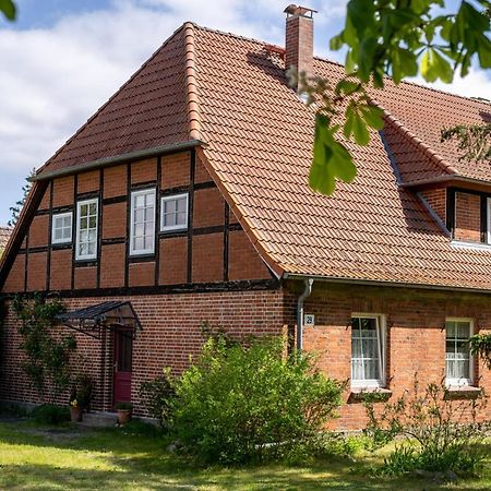 Ferienwohnung 1 Im Landhaus Am Wildpark Boek Luaran gambar