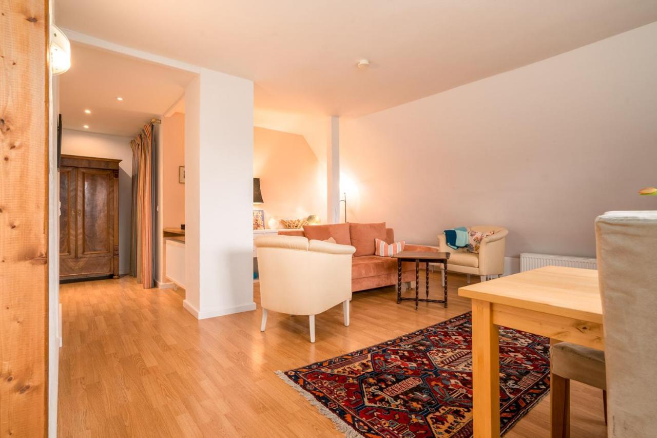 Ferienwohnung 1 Im Landhaus Am Wildpark Boek Luaran gambar